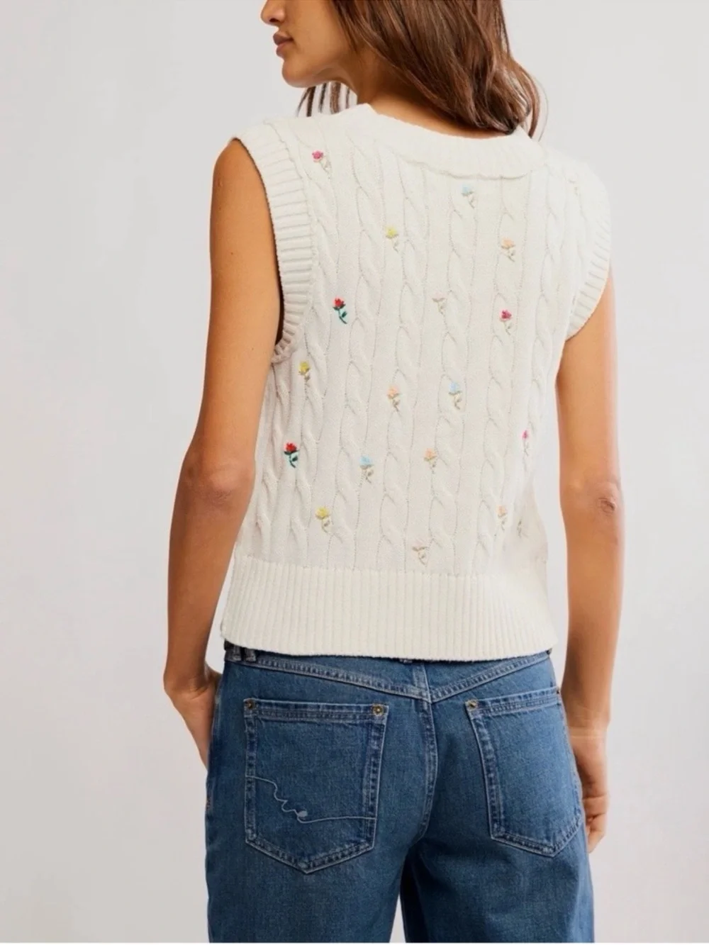 🆕- Free People - Plumeria Floral Sleeveless Cable Knit Vest. Size: Small